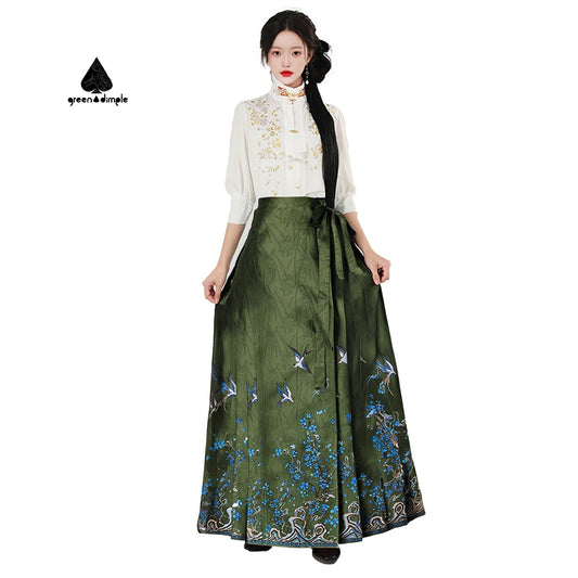 Chinese Retro Flowing Improved Ming Dynasty Pleated Skirt