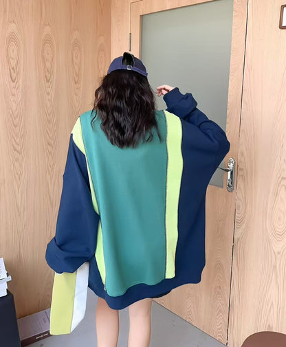 Women Color Block Patchwork Graphic Print Oversized Sweatshirt